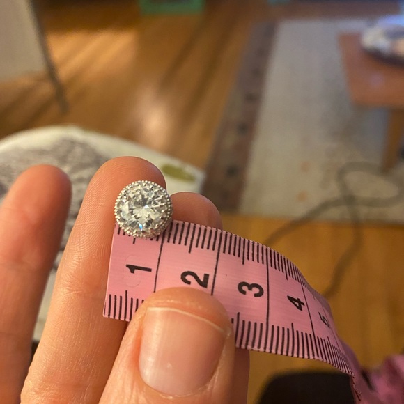 925 sterling silver CZ studs Genevive Jewelry - Picture 7 of 7